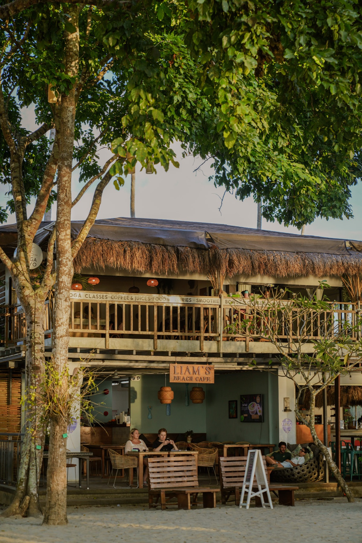El Nido restaurant and lounge